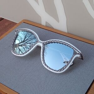 NEW Marc Jacobs White Frame Sunglasses With Silver Chain Accents